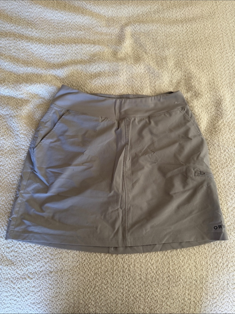 Women's Active Orvis Skort in Light Gray